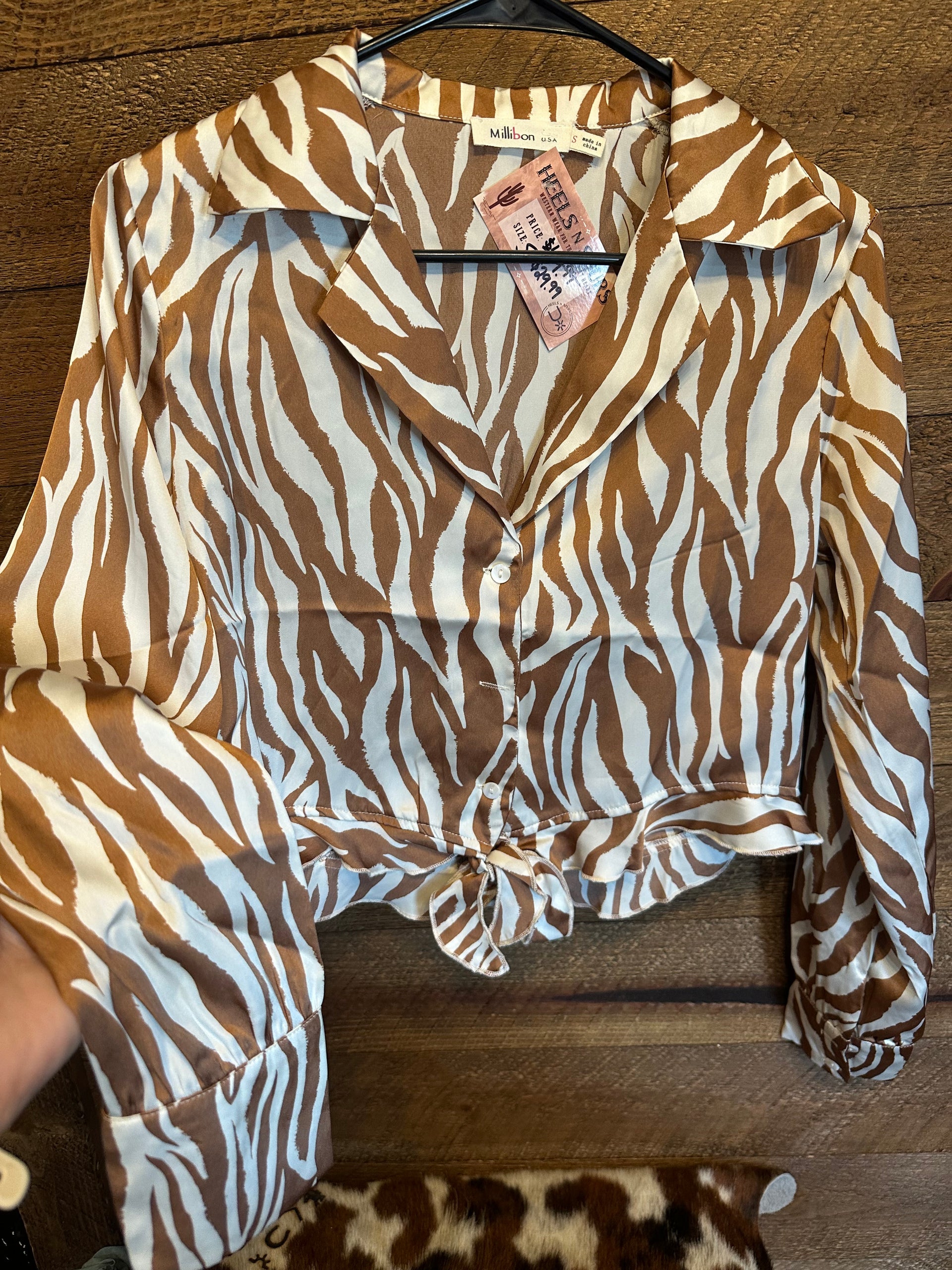 Size small new