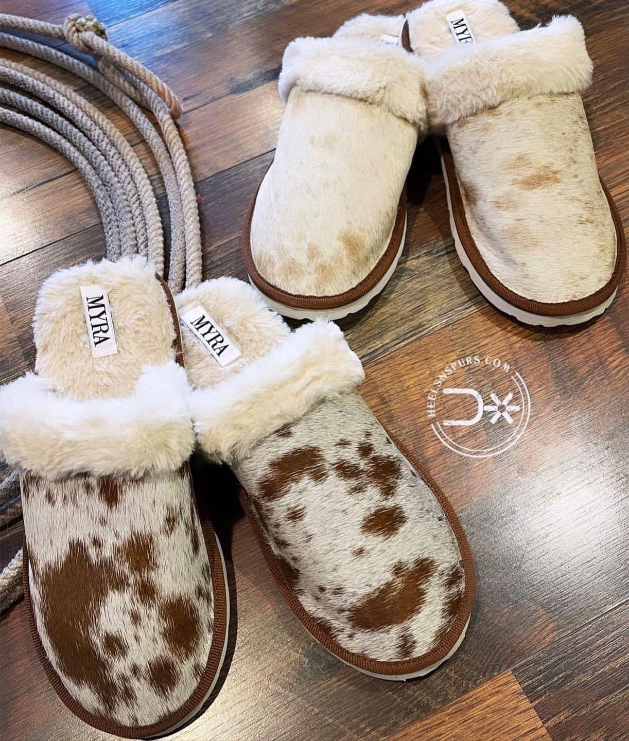 The Lainey Slippers (4138)