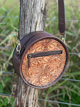 Load image into Gallery viewer, San Juan Round Tooled Crossbody ~ Natural &amp; Black
