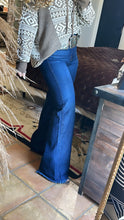 Load image into Gallery viewer, Wide Leg Denim Jeans (O2 Denim)
