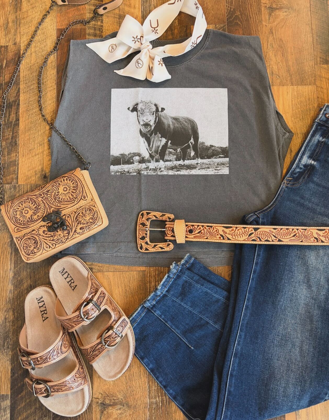 The Lone Bull Boxy Tank