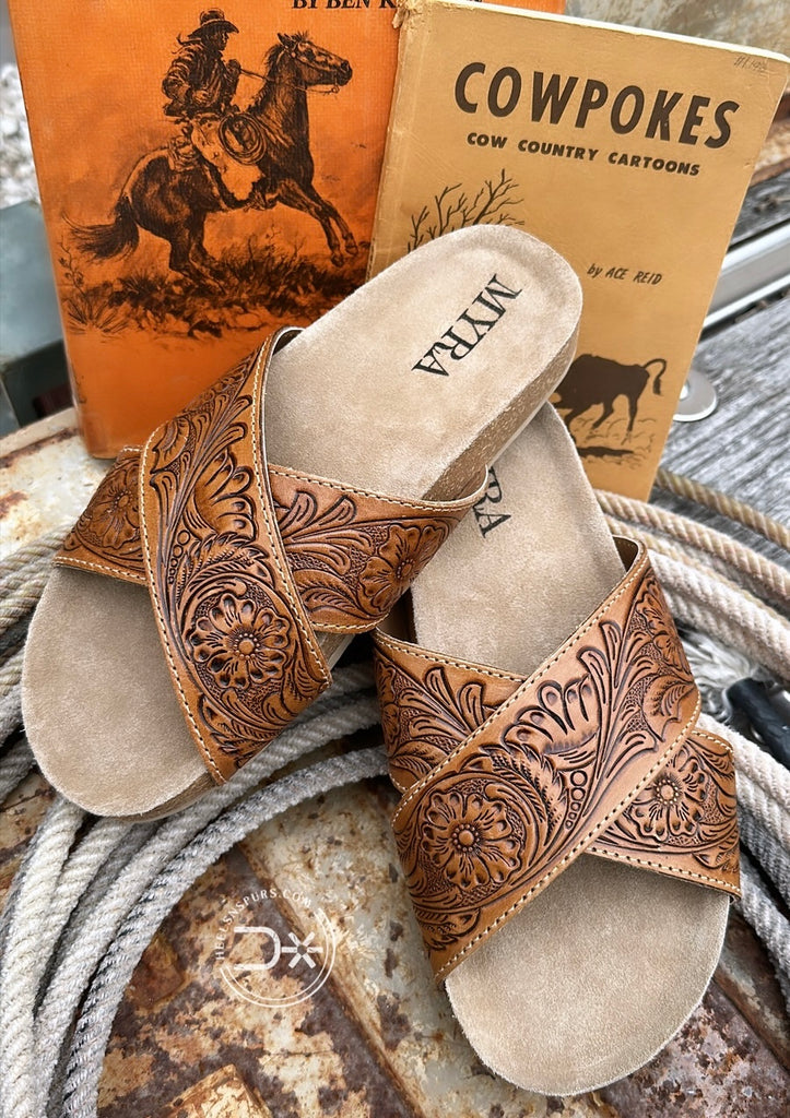 Gracie Tooled Sandals ~ 9664