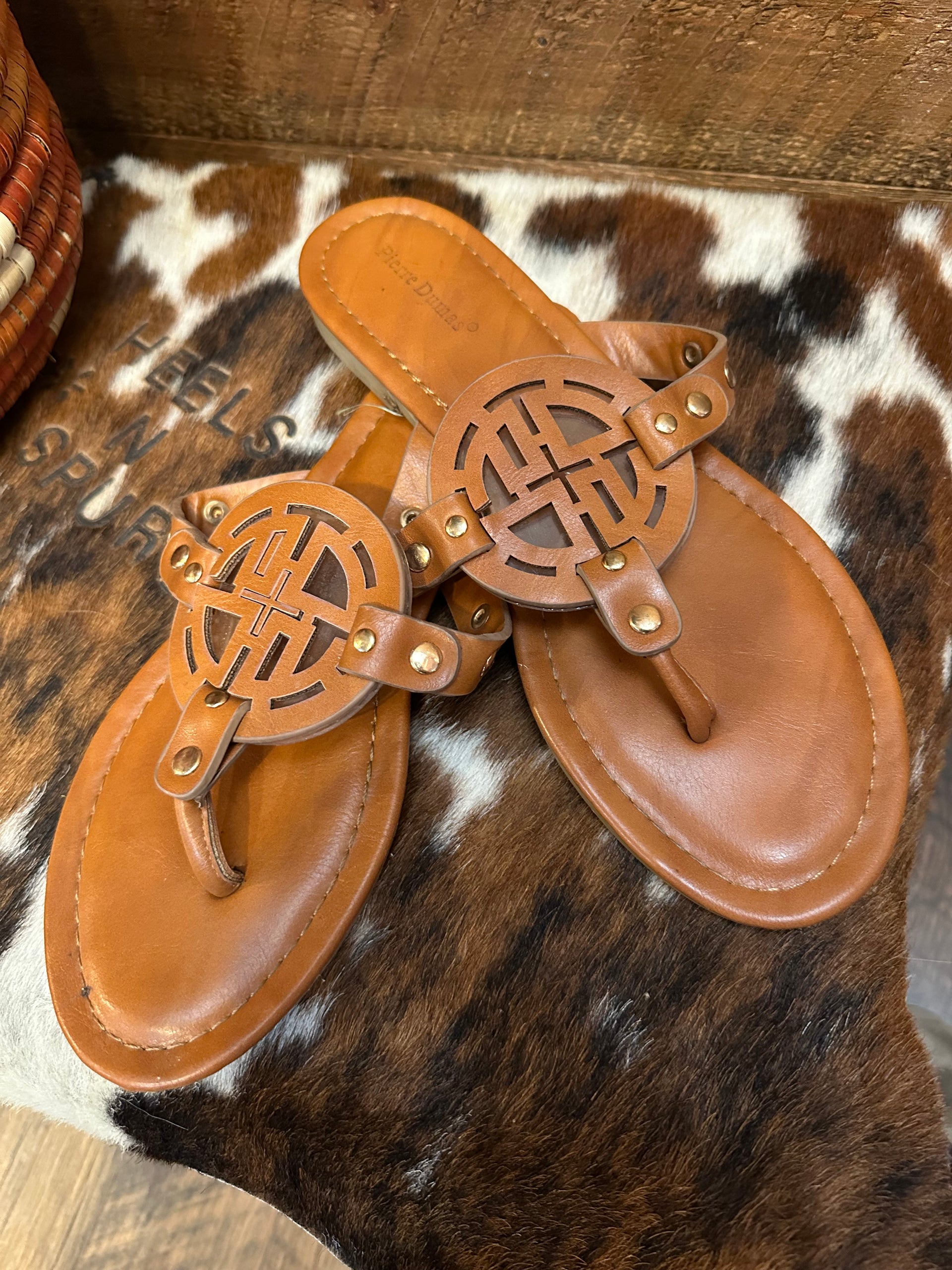 Size 7.5 lightly worn