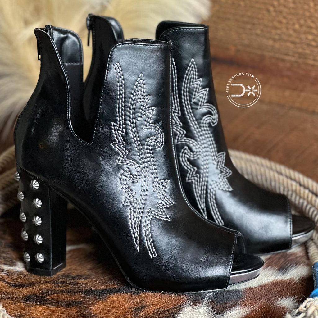 Cowgirl Lux Heels ~ Black