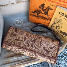 Load image into Gallery viewer, The Kentucky Tooled Clutch
