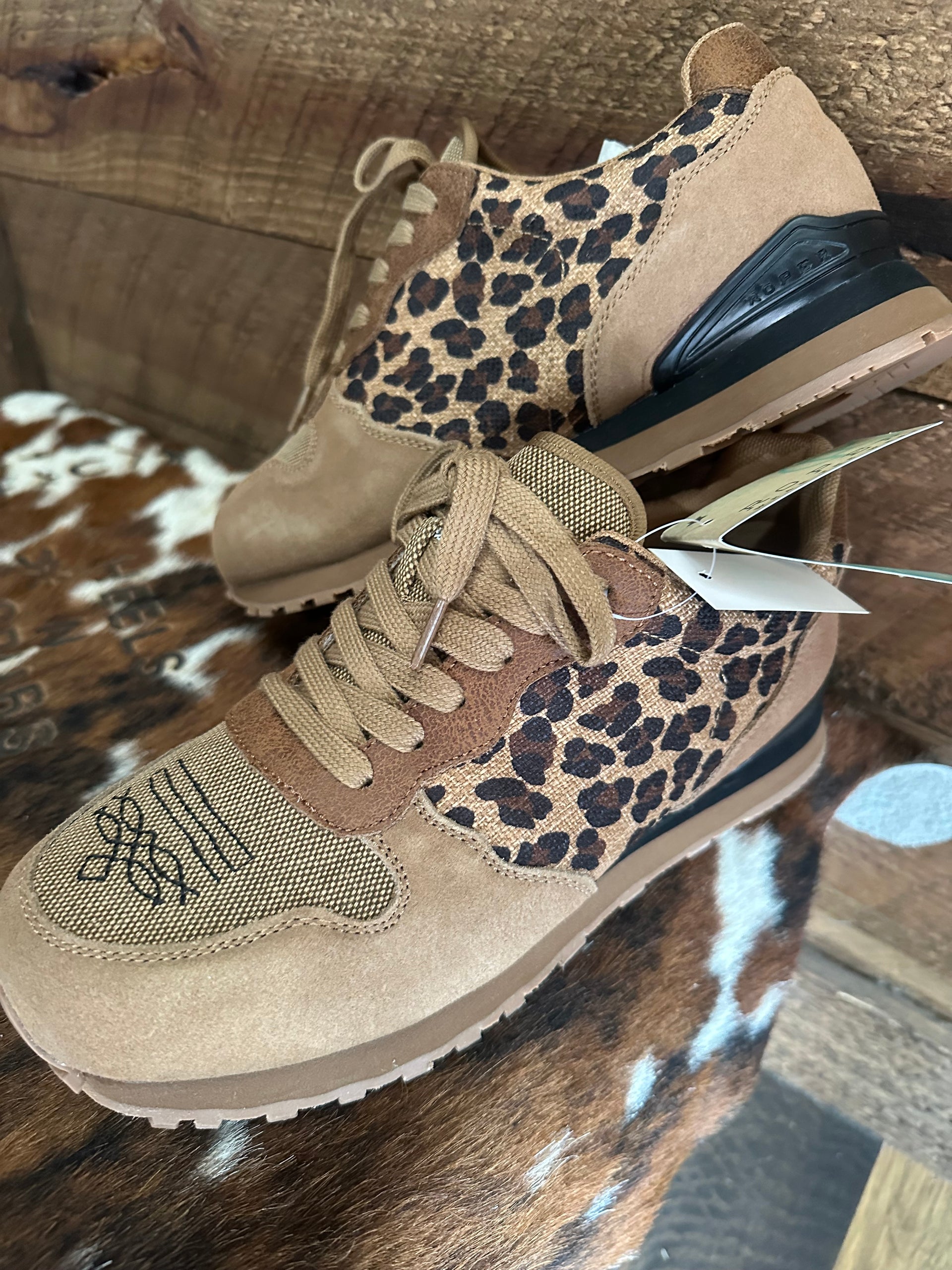 Never worn size 8