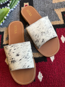 Kemma Sandals ~ Size 7