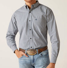 Load image into Gallery viewer, Pro Series Garmin Classic Fit Shirt ~ Ariat
