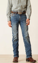Load image into Gallery viewer, B5 Slim Fit Jean (10045383)
