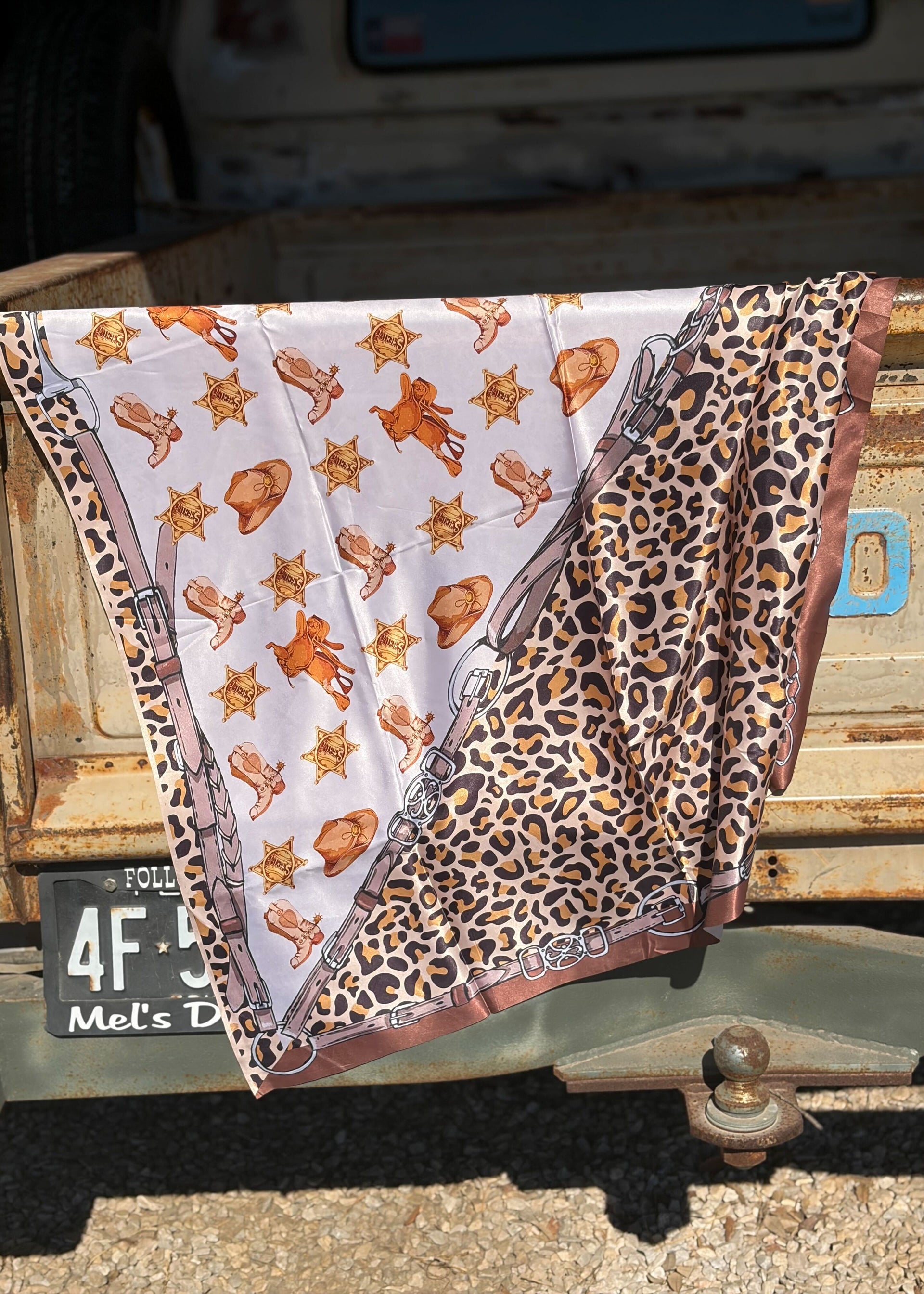 The Outlaw Glam Wild Rag