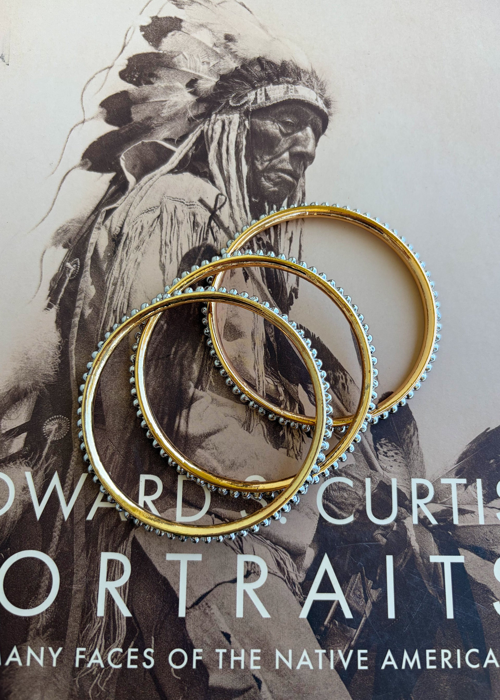 The Ridge Bead Bangle Set