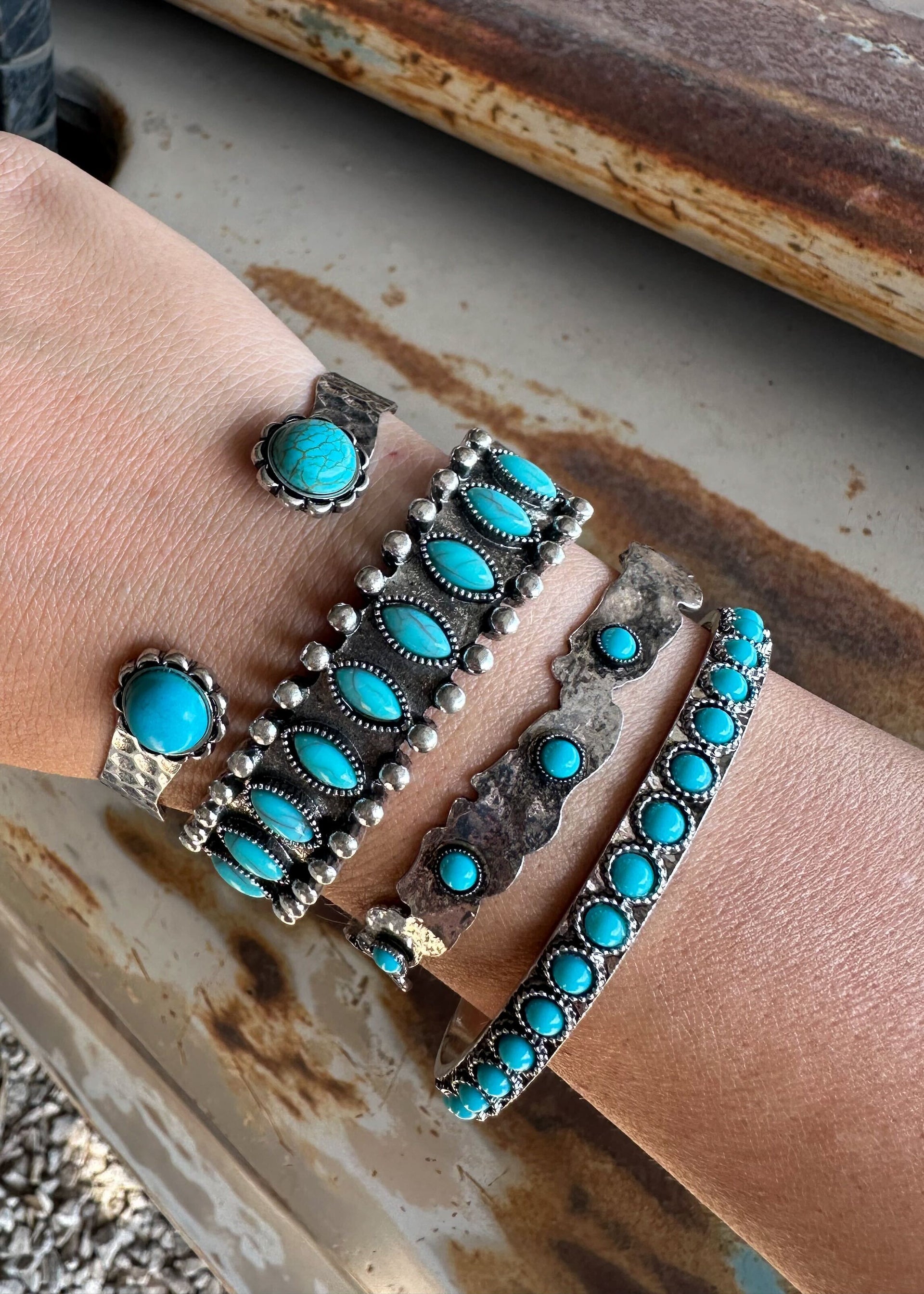 The Saddle Rock Cuff Set