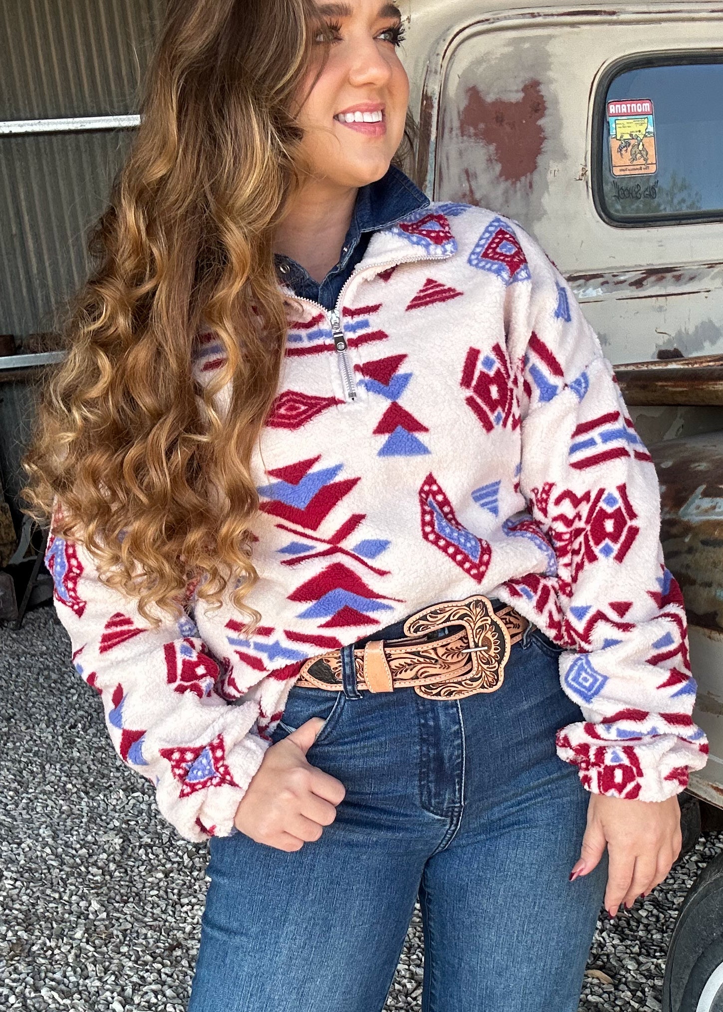 The Mesa Ridge Sherpa Quarter Zip