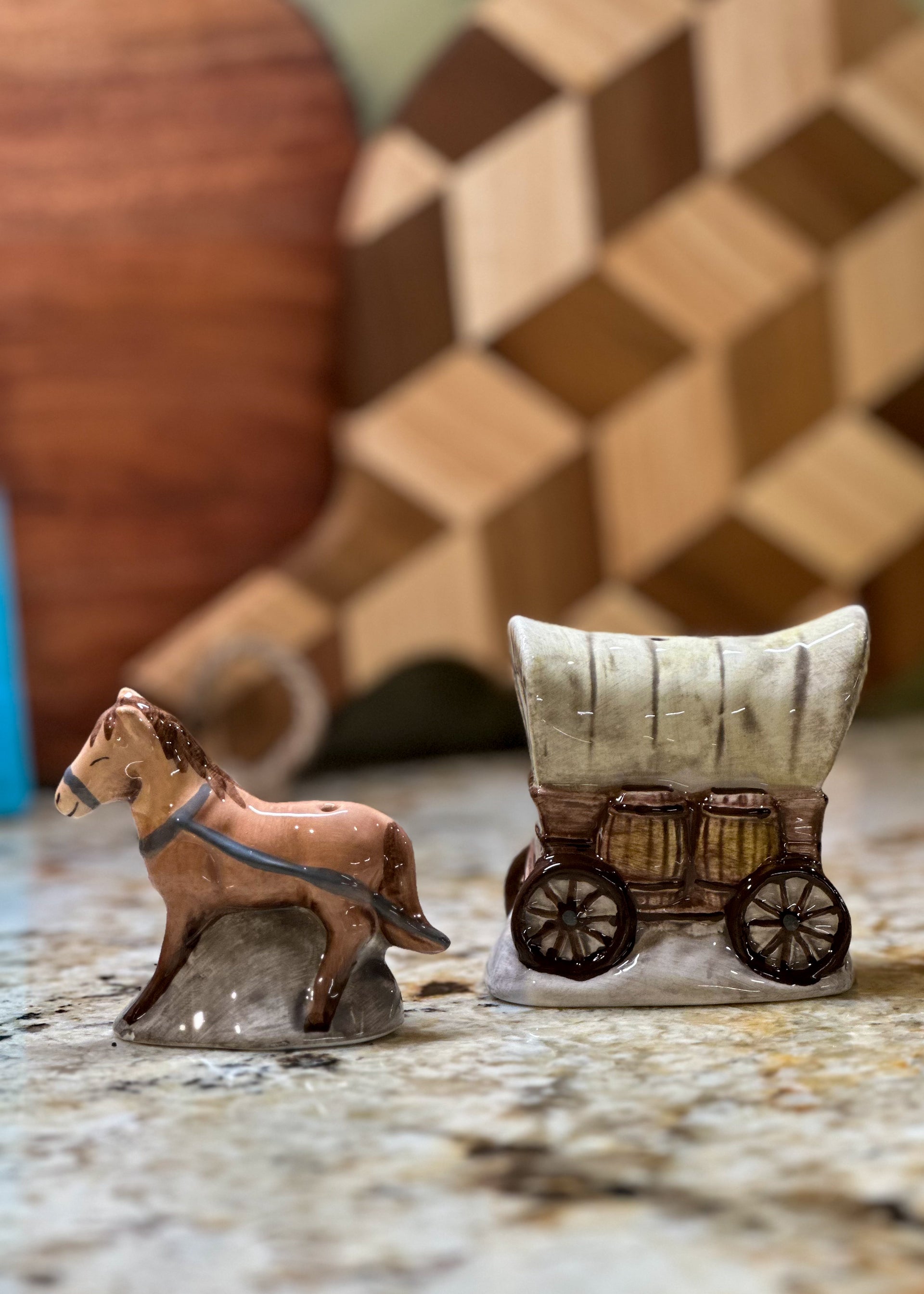 The Wagon Wheel Shakers Set