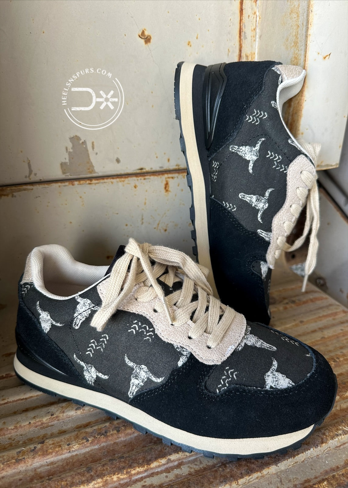 Giddy Up Longhorn Roper Sneakers