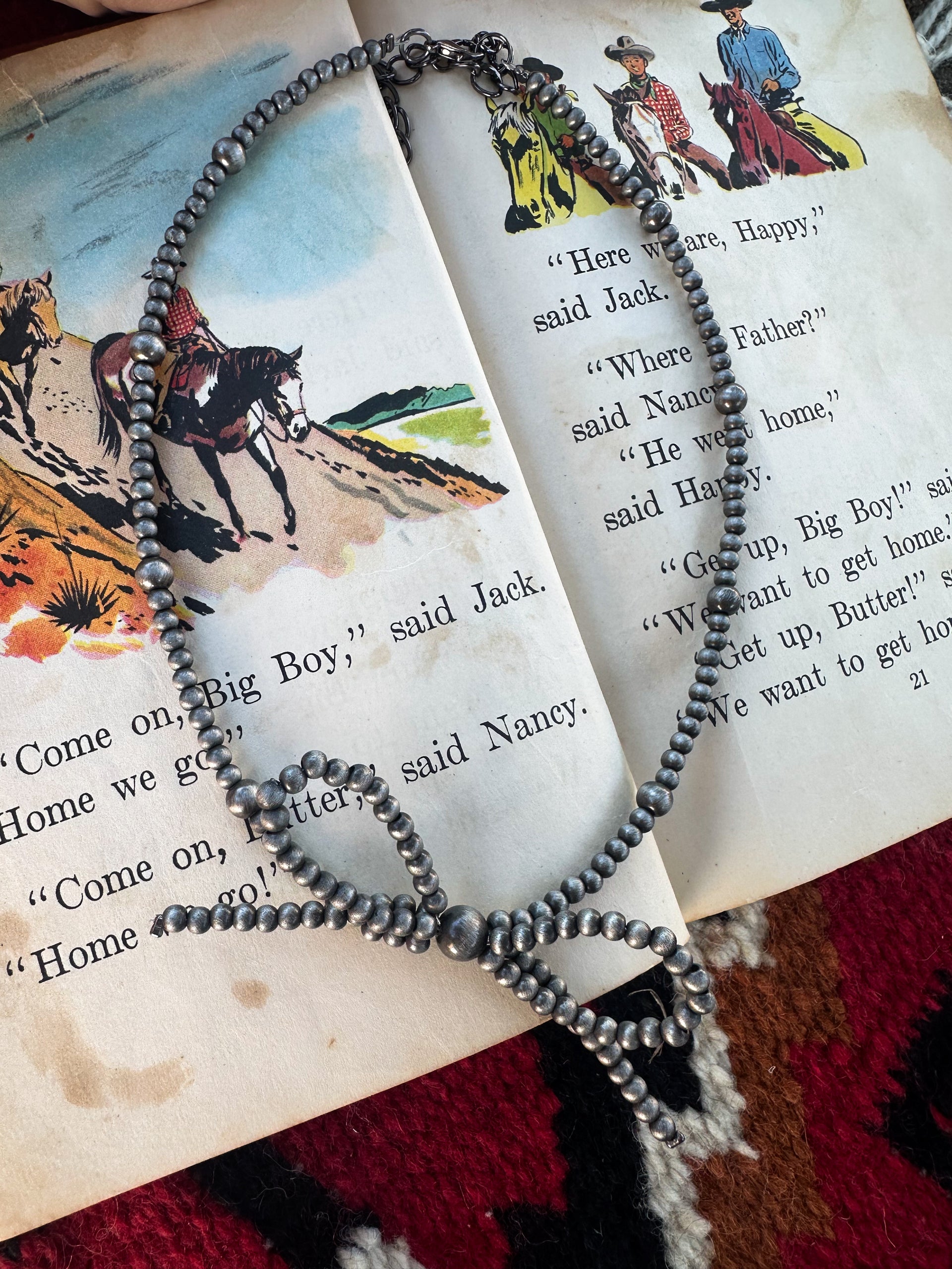 The Lariat Bow Necklace
