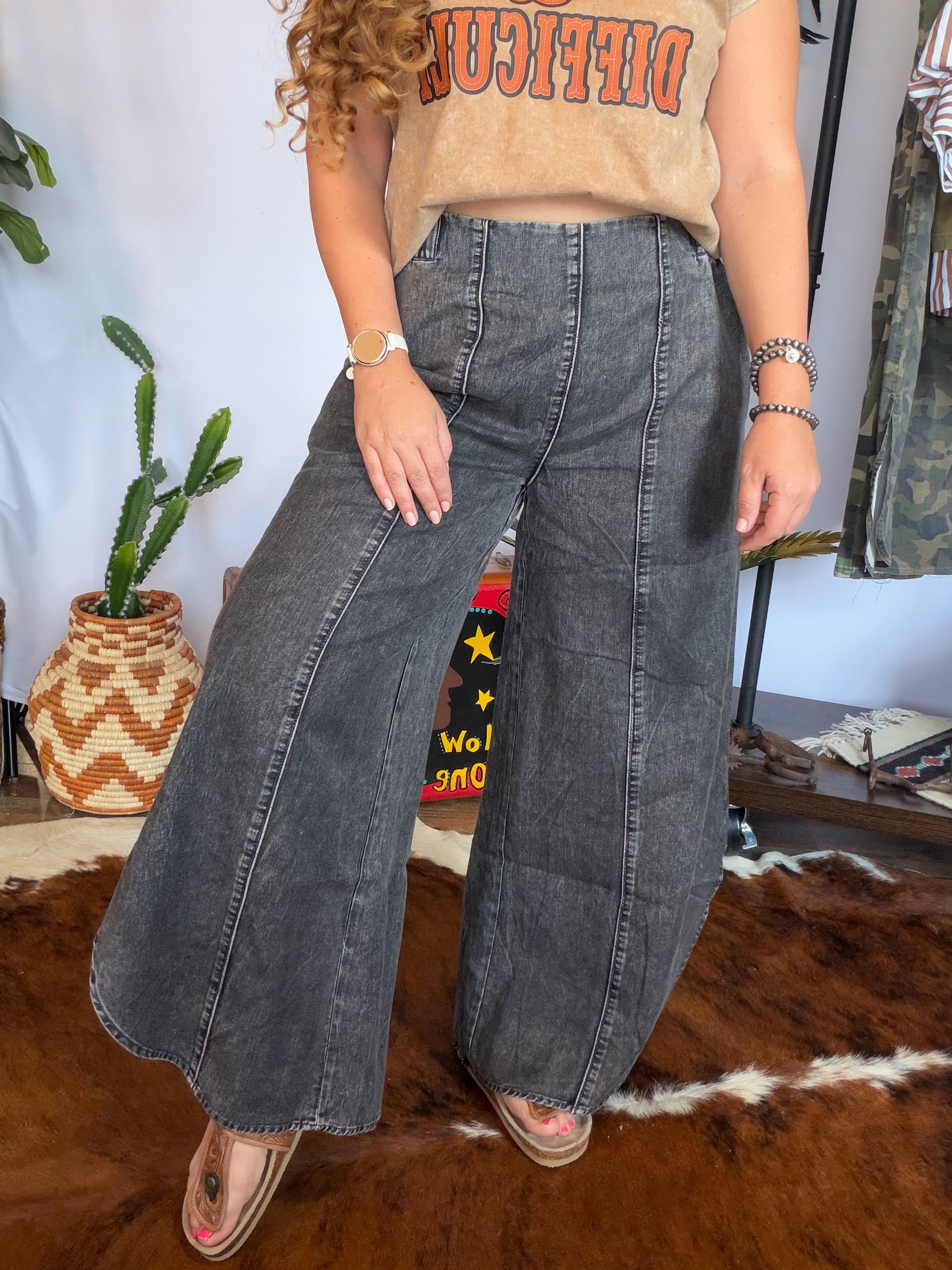 The Outlaw Curve Jeans