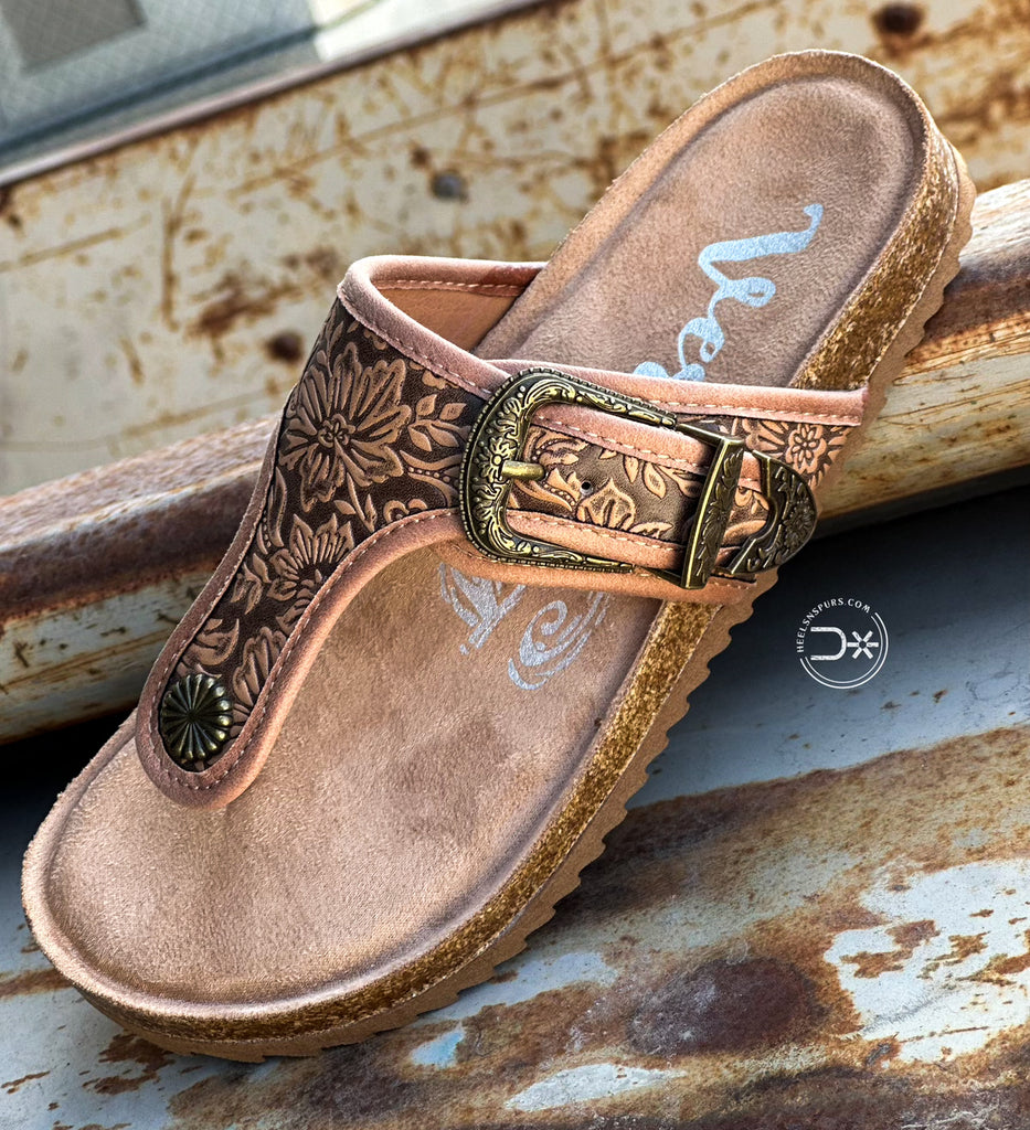 Texas Buckle Sandals ~ Tan