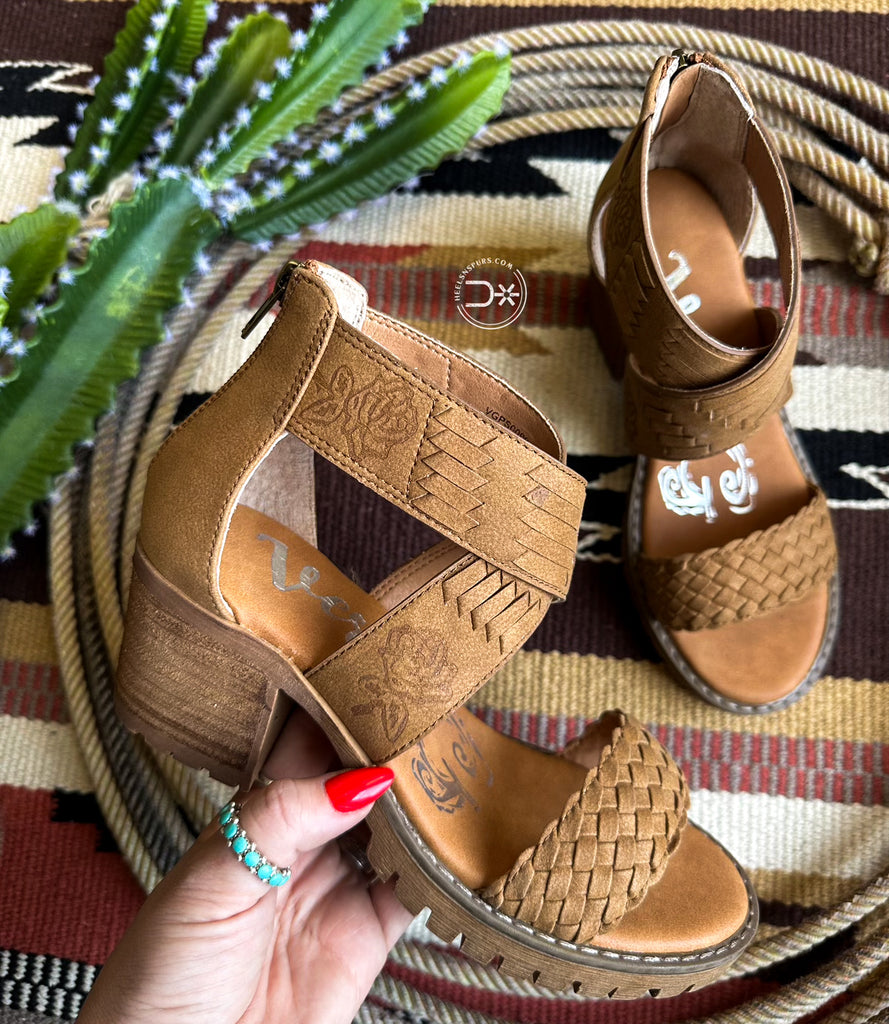 Vana Block Heels ~ Tan