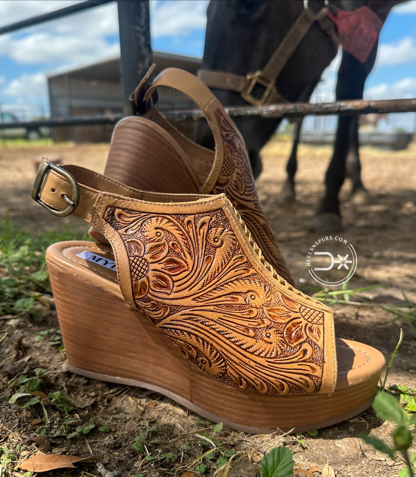 Mila's Trail Tooled Wedges