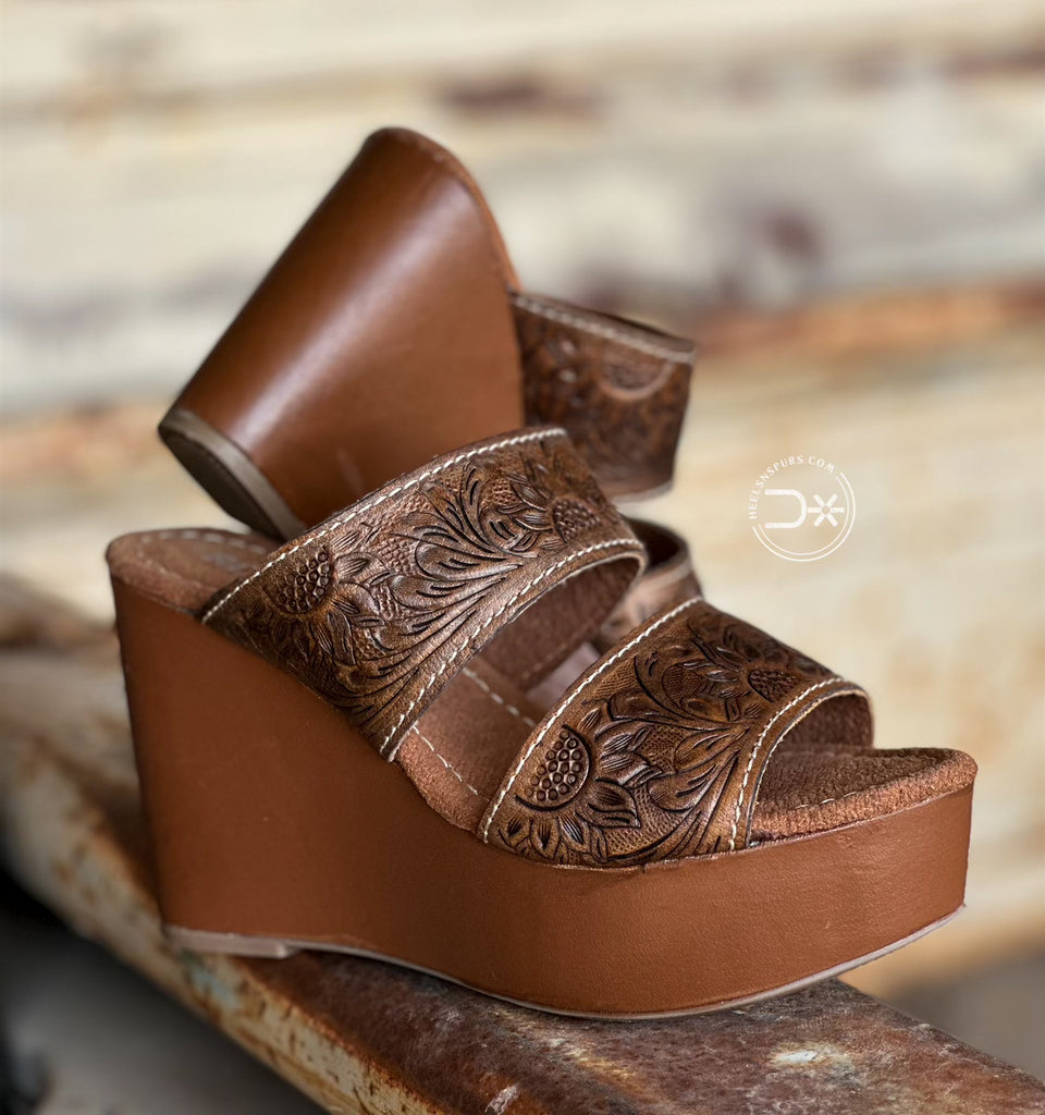 Mesa Tooled Wedges ~ Chocolate
