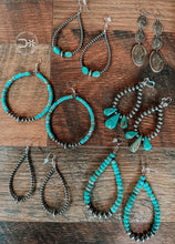 Load image into Gallery viewer, Exclusive Rondelle Turquoise Earrings
